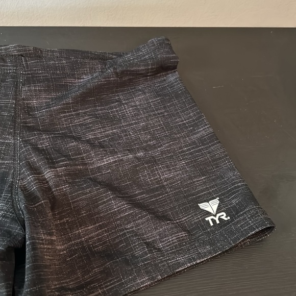 TYR Square Swimsuit Size 30 (small) Black Grey Heathered - Picture 2 of 4